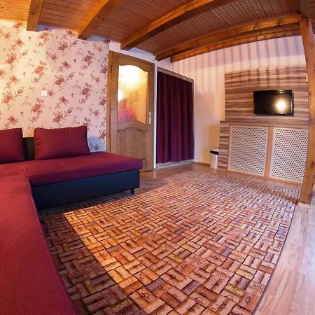 Egri Korona Borhaz Es Wellness Hotel Demjén Eksteriør billede